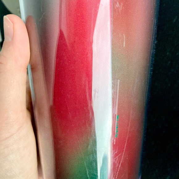 Holographic Starbucks Cup - Christmas 2019 - Picture 7 of 7